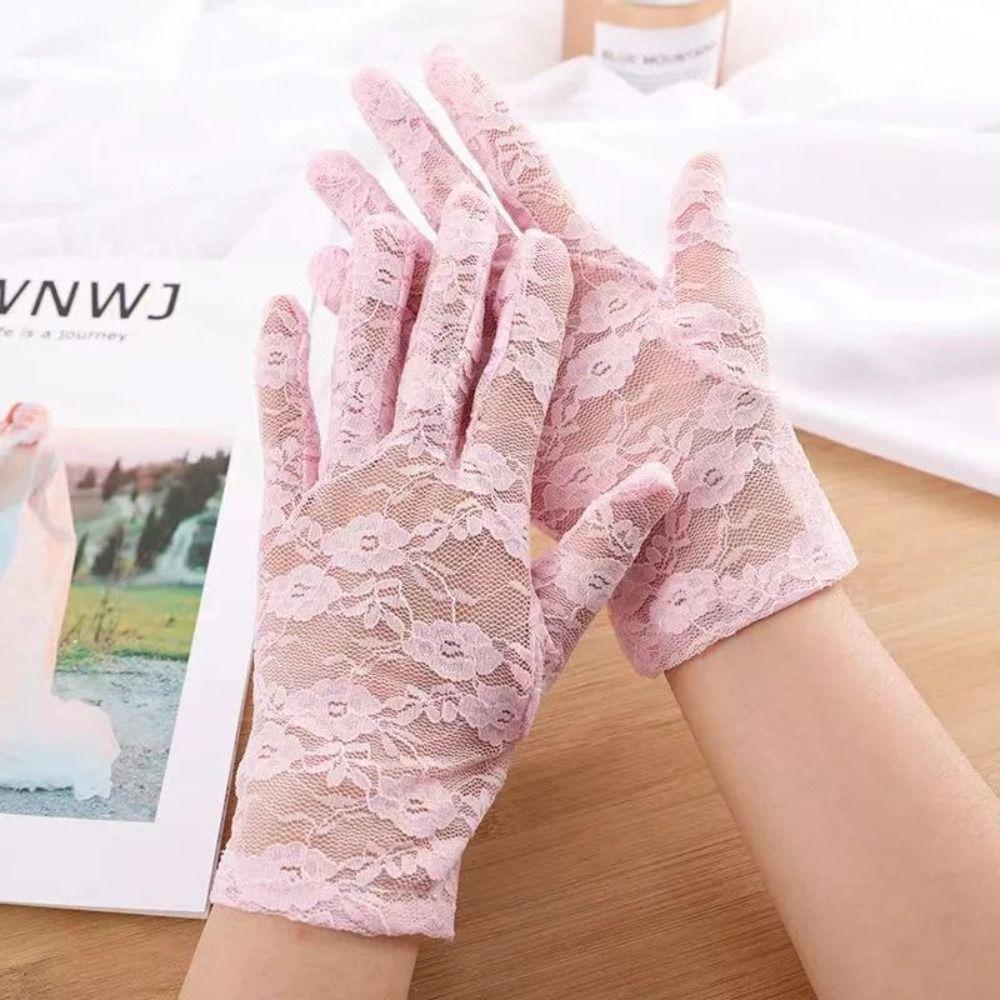 Elegant Short Sunscreen Gloves Thin Hollow-Out Mittens Fashion Party Gloves For Women Female
