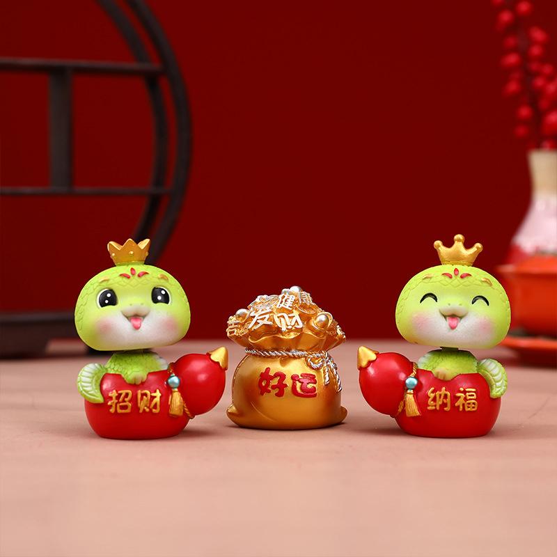 2025 год Змеи Украшение Мультфильм Счастливая Змея Фигурка Микро Пейзаж Автомобиль Интерьер Домашний Рабочий Стол Украшение