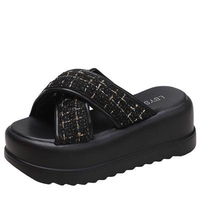 Модные летние женские толстые тапочки 2024 пляжные шлепанцы туфли на танкетке женские тапочки на высокой платформе уличные сандалии 8 см шлепанцы