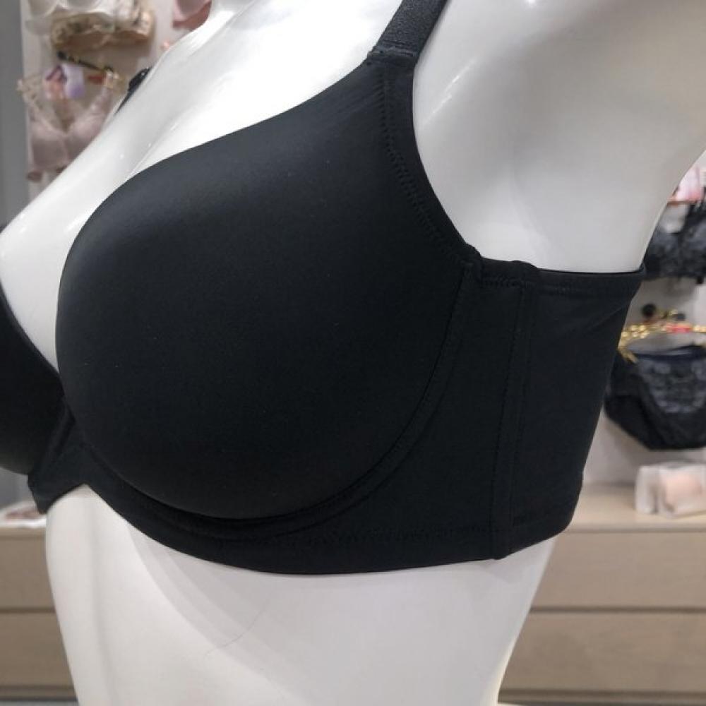 Triumph Черный Комплект Бюстгальтер и Трусики 75c 85e Модель Tce002475tbe002526k9