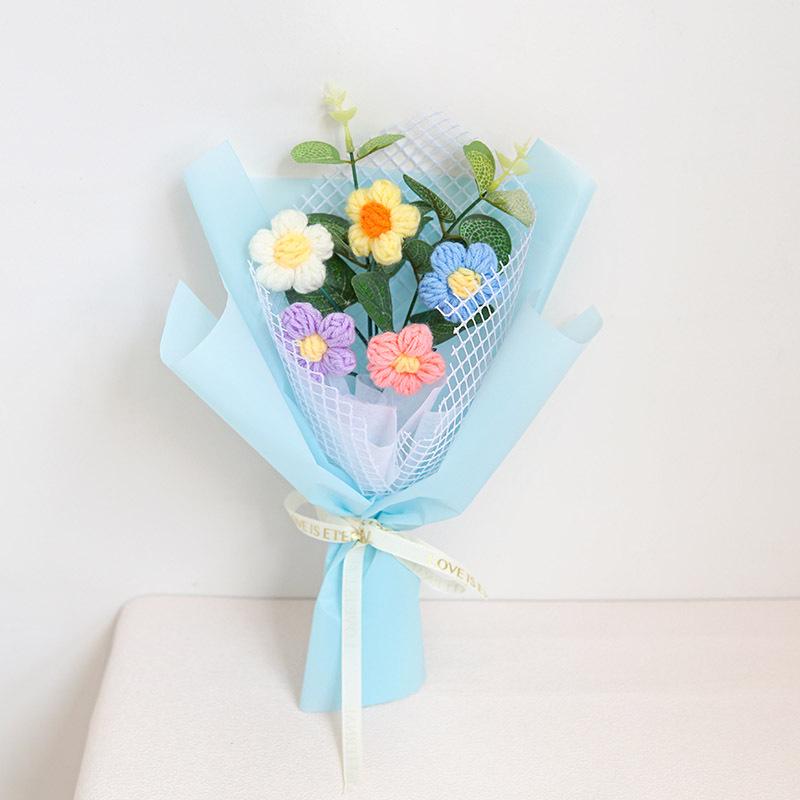 Hand-Knitted Rose Yarn Bouquet - Perfect Birthday or Festival Gift for Friends and Teachers