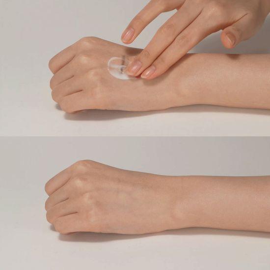 *All ingredients are vegan* Point and Soy Cleansing Milk 230ml