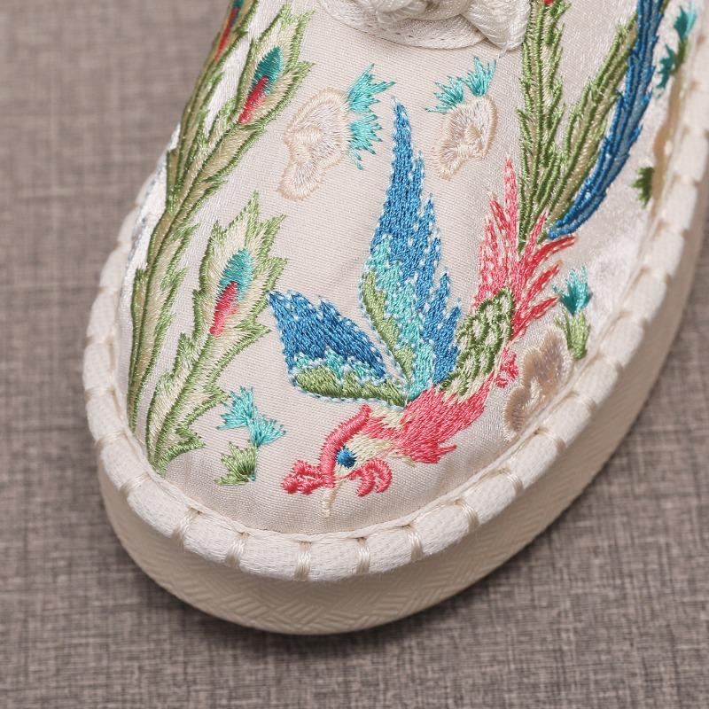 7cm High Heel Embroidered Shoes Characteristic Ethnic Style Fashionable Embroidered Phoenix Peony Cloth Shoes