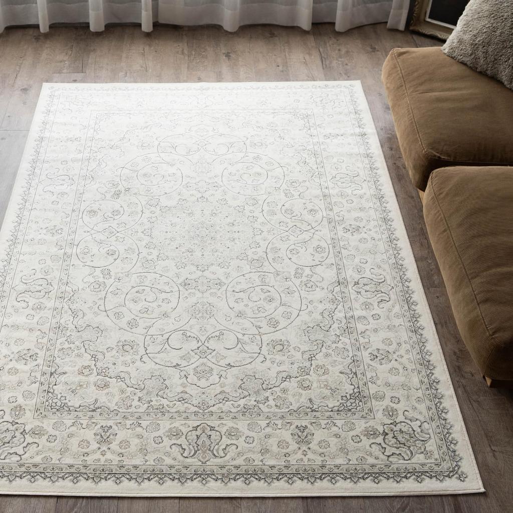 Sayan Sayan Persian Pattern Rug Royal Palace 14650 195x250 3 Tatami Cream Made In Belgium