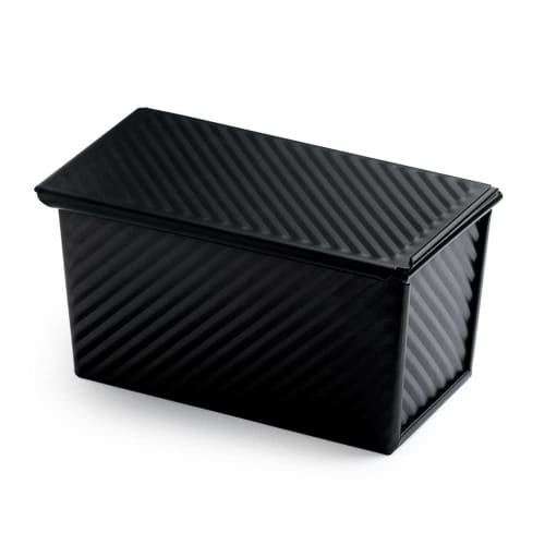 Bread Mold, Square, Black-coated Aluminum with Excellent Heat Conductivity, Perfect for Baking Bread. Perfect for Baking Bread with a Beautiful Brown
