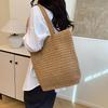 Летняя плетеная сумка из соломы большой вместимости женская 2025 новая в иностранном стиле для поездок на работу сумка через плечо пляжная плетеная сумка-тоут