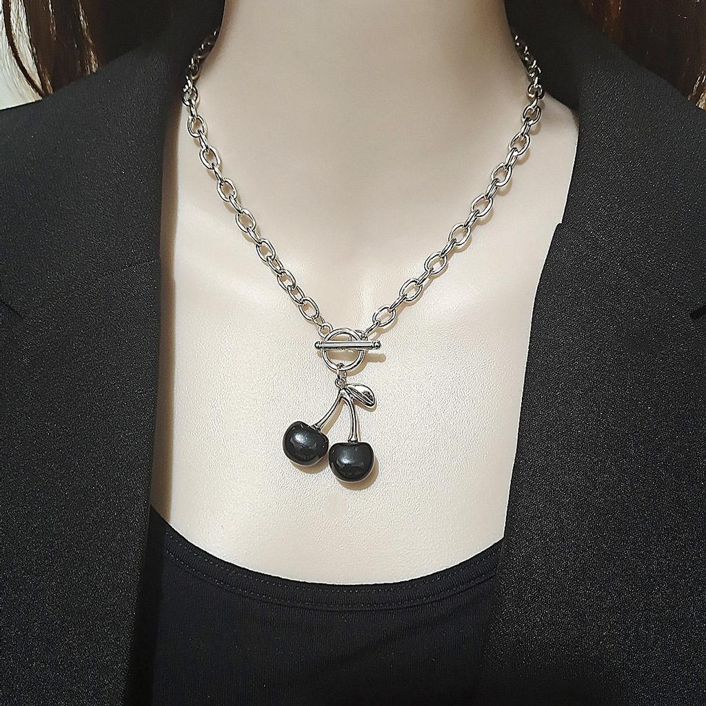 Женское модное ожерелье INS с черной вишней, простое универсальное ожерелье на ключице, новый дизайн, ювелирное изделие, подарок