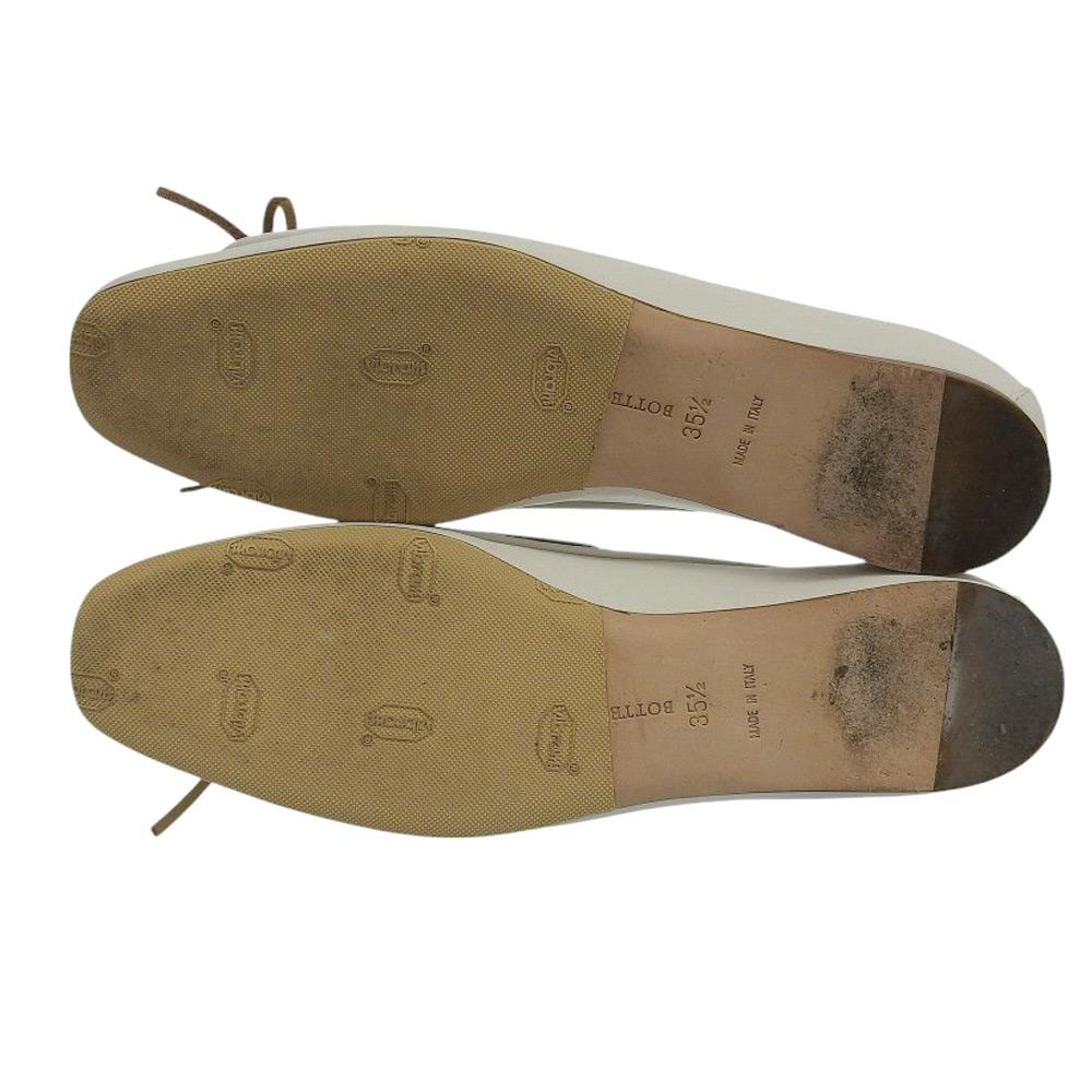 Bottega Veneta Beautiful Intrecciato Flat Pumps for Women, White, Size 35 1/2 Shoes 35.5 whiteUsed