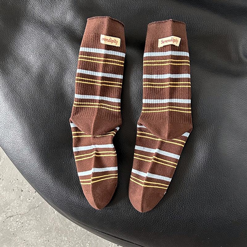 Мультяшная вышивка щенка, милые носки, женские осенне-зимние носки средней длины, корейские полосатые хлопковые вязаные эластичные длинные носки