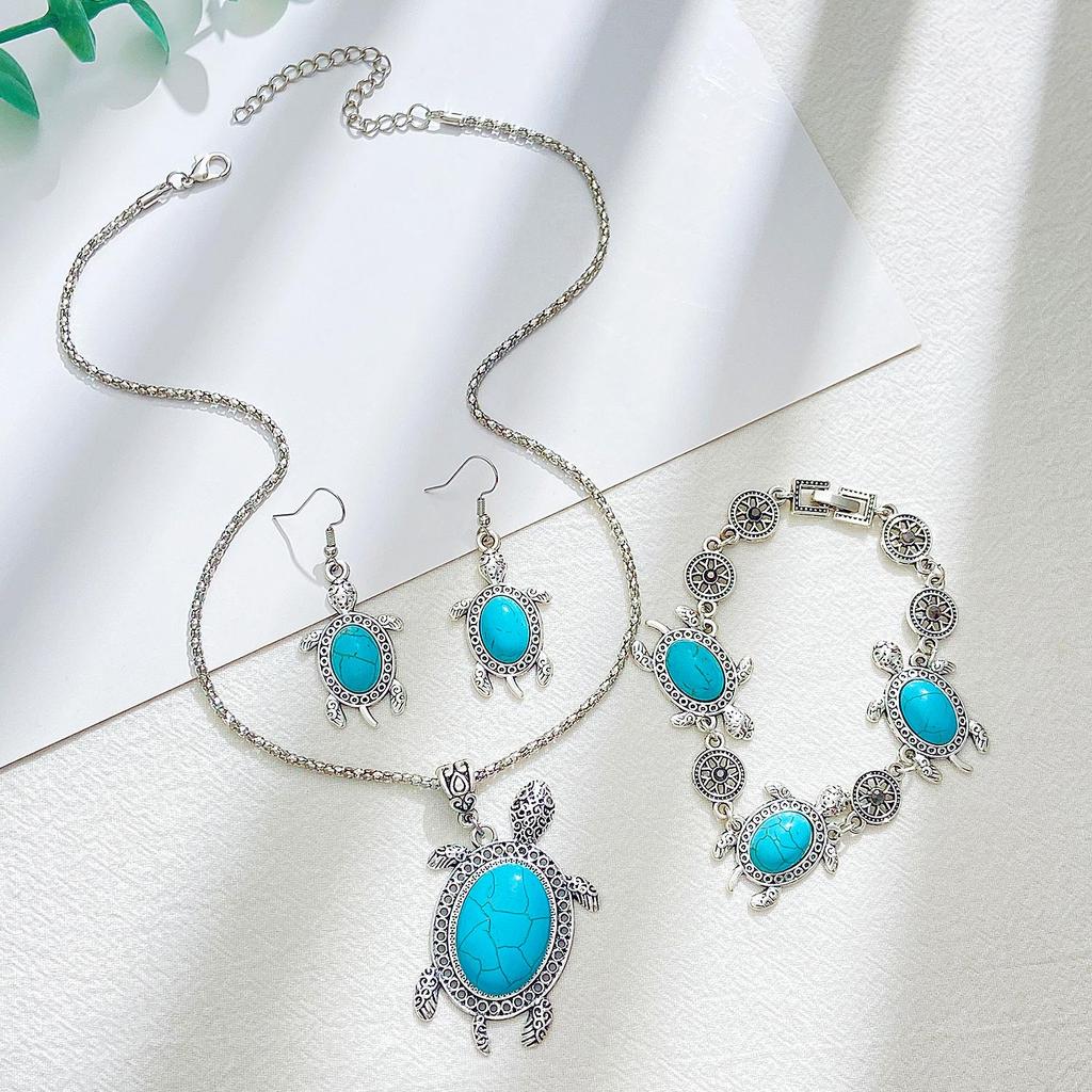 Retro Turquoise Turtle Jewelry Set: Three-Piece Exotic European & American Fashion