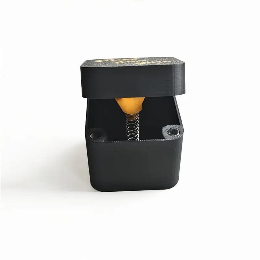 Prank Gift Box with Surprise Slapstick Mechanism Funny Gag Gift Versatile Plastic Trickery Safe for Adults Fun Party Favors Deco