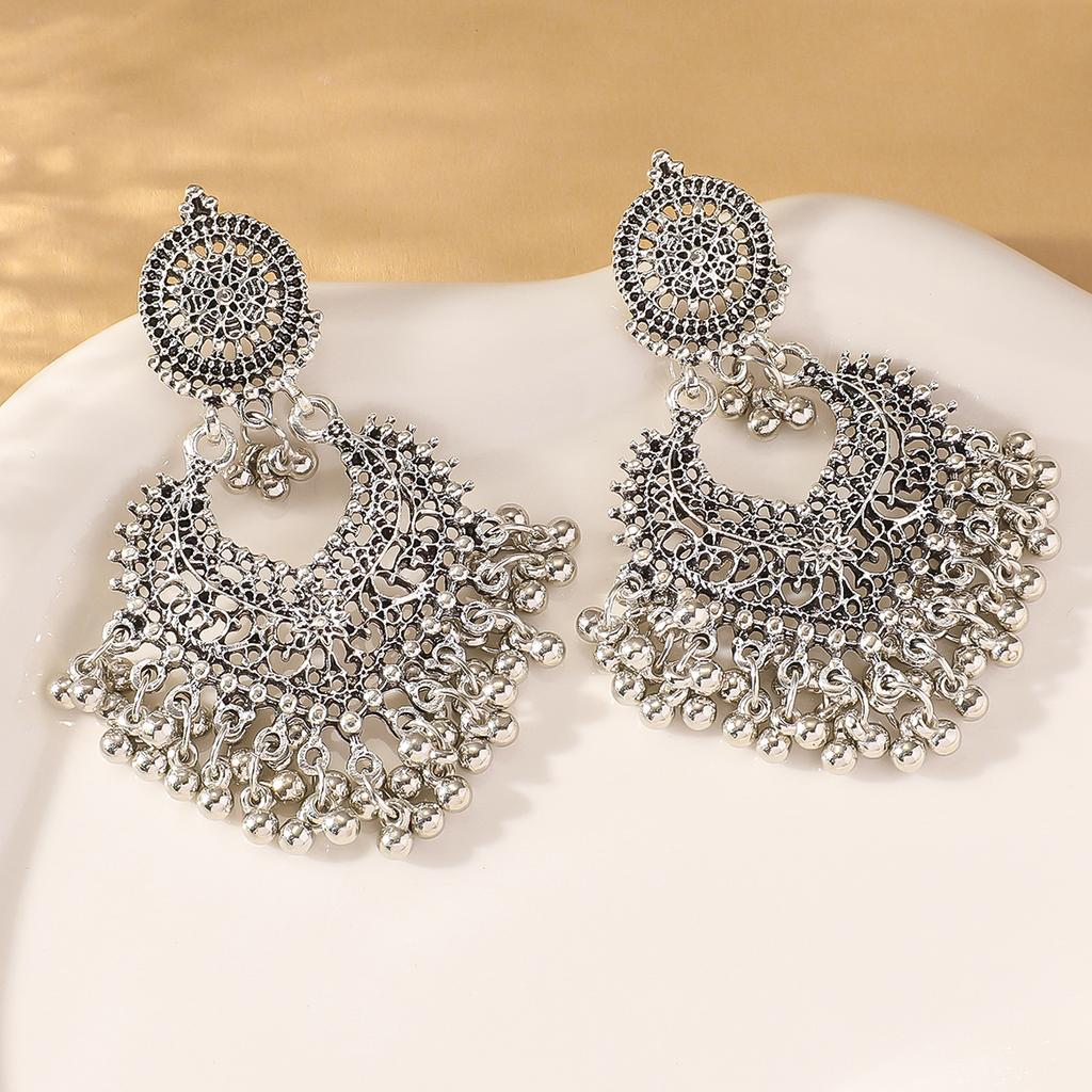 European and American retro Bohemian long tassel water droplet earrings with heavy creative high-end feel earrings