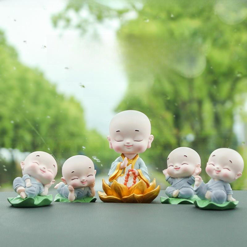 Дзен-декор автомобиля: Набор из четырех украшений в виде качающейся головы монаха для украшения интерьера