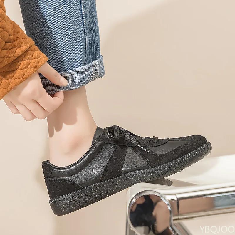 New Couple Flat Women's Casual Versatile White Footwear Fashion Non Slip Board Shoes Ladies Retro Comfort Sneakers Zapatos Mujer