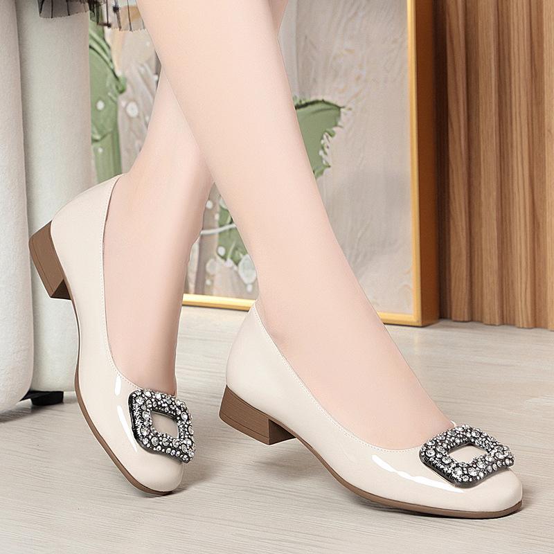Мода 2024 года, женские туфли с квадратным носком и пряжкой, со стразами, с неглубоким носком, на высоком каблуке, женские, элегантные, французские, из замши, модные, удобные, простые
