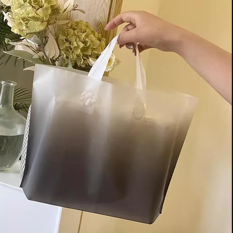 50 шт., новые модели, сумки толщиной 0,14 мм, прочная одежда, косметический подарок, сумки для покупок, эластичные, мощные, портативные, портативные упаковочные сумки