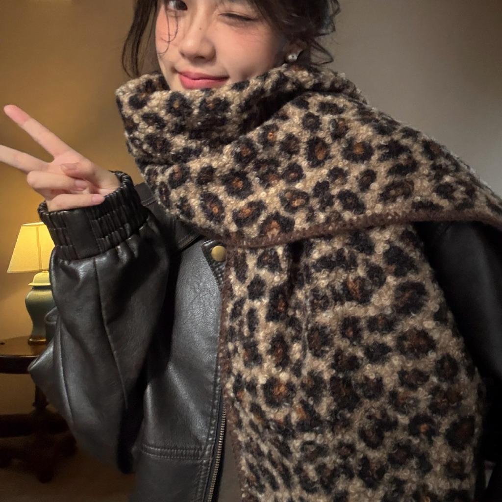 Imitation Wool Rolled Double Sided Scarf for Women Autumn and Winter Warm and Fashionable Retro Scarf