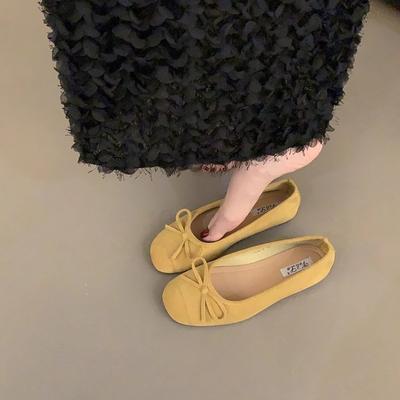 Нежные балетки женские туфли на плоской подошве французские конфеты мягкая подошва серебристые новые китайские красные туфли осенние маленькие ароматные ветряные женские туфли