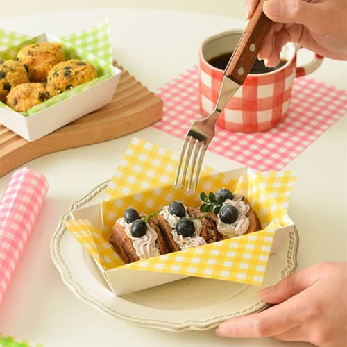 100 Sheets of Food-Grade Wax Paper Sheets, Tempura Paper, Greaseproof Paper for Deep Frying, Basket Liners, Picnic Paper, Greaseproof Deli Wrapping, M