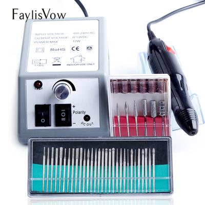 Электрический аппарат для маникюра с комплектом насадок