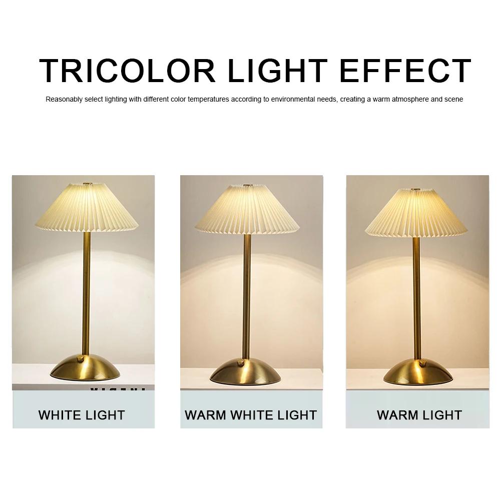 Скандинавская плиссированная настольная лампа с USB-зарядкой, прикроватный ночник, современный стиль с металлической основой для декора спальни, гостиной