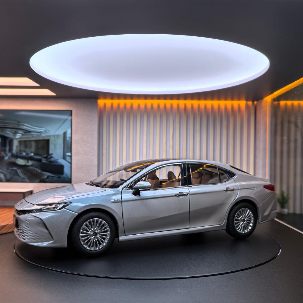 1:18 2025 CAMRY Высокодетализированная литая модель автомобиля Металлическая модель автомобиля Игрушки для детей Коллекция подарков