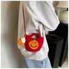 Новые модные мультяшные сумки через плечо 2025 года, рождественская вязаная крючком сумка ручной работы из пряжи, креативная сумка-мессенджер для мобильного телефона в форме Санта-Клауса, снеговика, тыквы