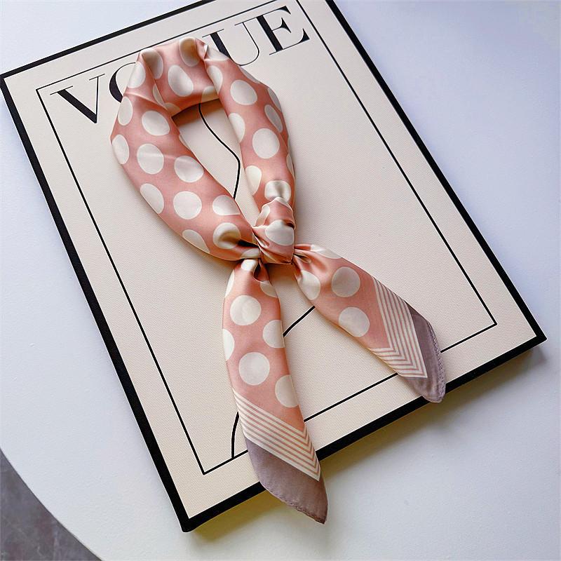 New Hundred Hundred Satin Letter Print Neckerchief 70×70 Silk Scarf Small Square Scarf High Sense of French Scarf