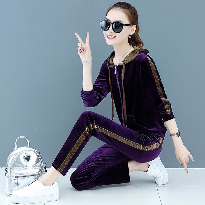Women's Velvet Hooded Tracksuit - Spring 2025 Fashionable Two-Piece Set for Middle-Aged Moms
