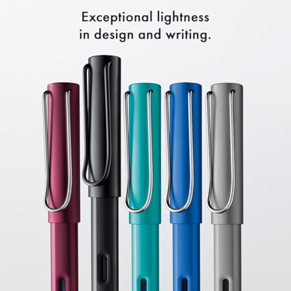 Перьевая ручка Lamy Al-Star Denim - Эргономичная рукоятка и полированная сталь Ширина линии M - Легкий алюми...