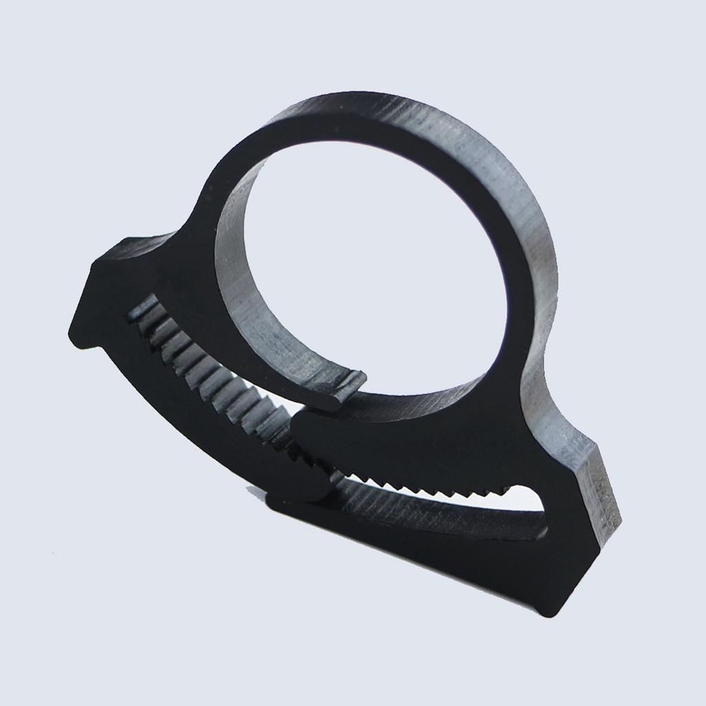 Набор из 5 садовых зажимов для трубок для надежных систем капельного полива в теплицах. Двойной захват. Регулируемые хомуты для шлангов.