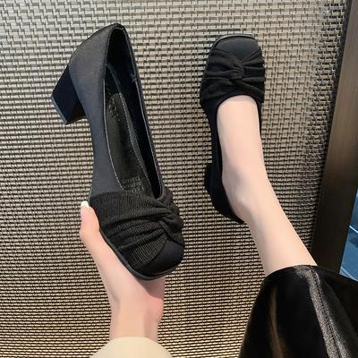 Туфли на толстом каблуке, женские, дизайнерские, нишевые, с мелким вырезом, одинарные, для работы, черные, весенне-летние, туфли-лодочки