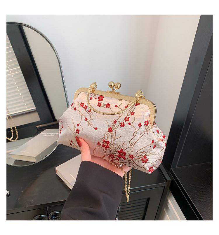 Артистичная Национальная Стиль Застежка-Пряжка Сумка для Ципао 2024 Шикарная Летняя Ручная Металлическая Сумка на Плечо