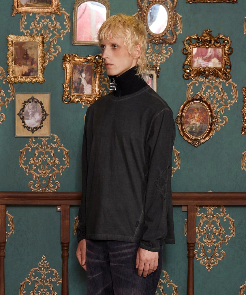 UNALLOYED Dyed Argyle Long Sleeve T-Shirt / Charcoal