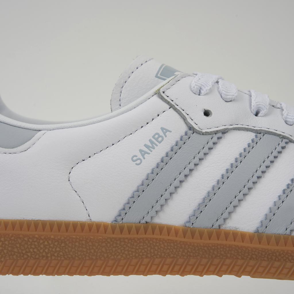 adidas Samba OG White Halo Blue Gum Женские кроссовки Cloud-White Off-White IE0877