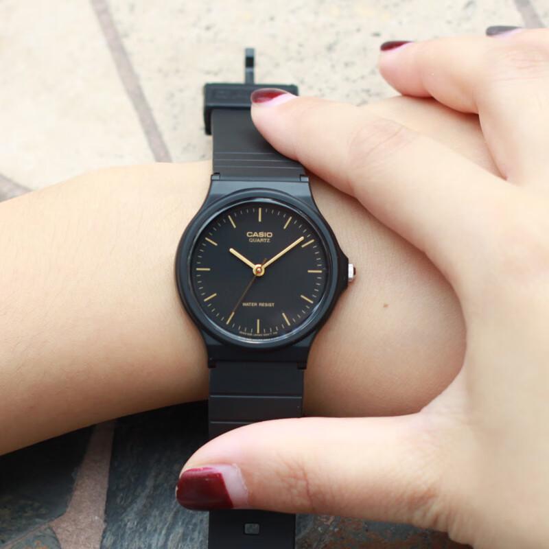 Унисекс кварцевые часы CASIO серии MQ-24