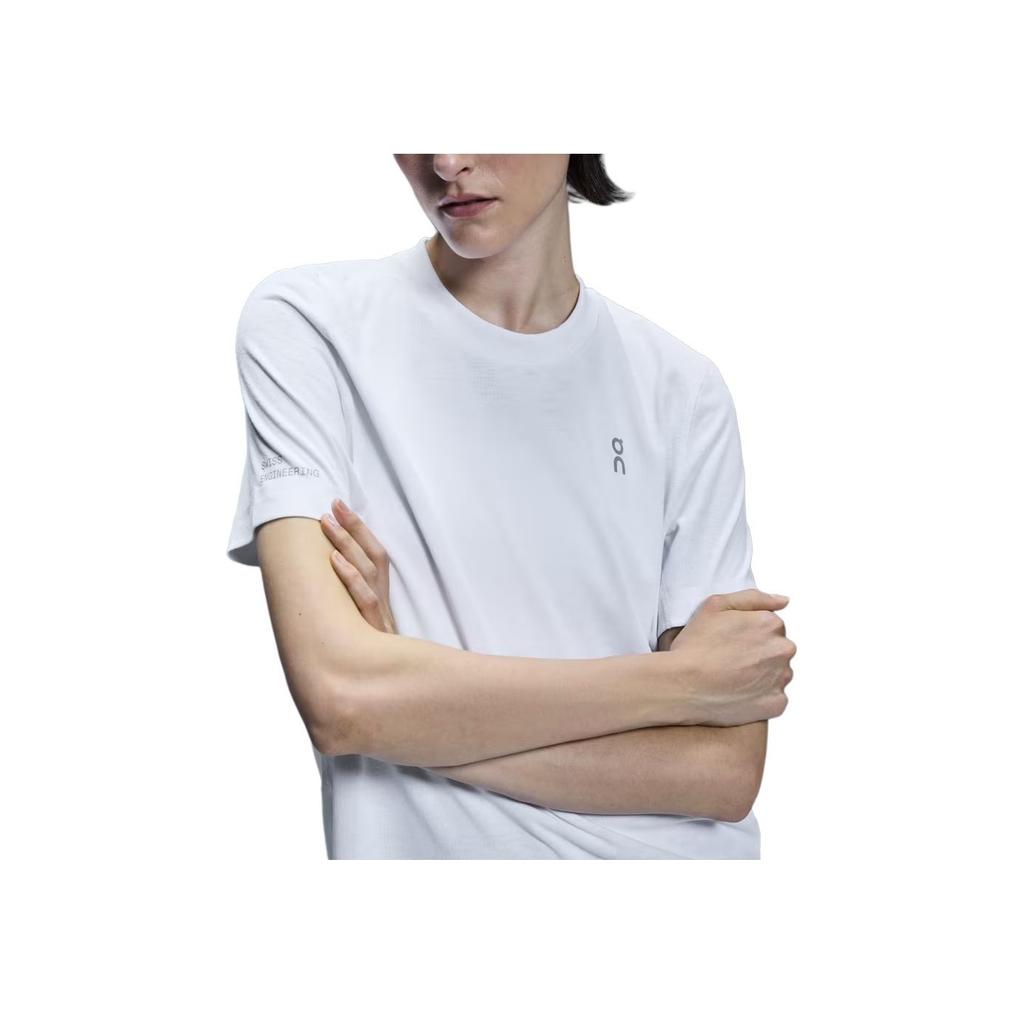 On Active-T Comfortable Breathable Sweat-Absorbing Short Sleeve T-Shirt Women T-Shirts White 1WE30340069