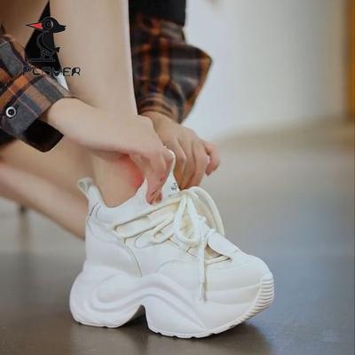 Женская обувь – Кроссовки