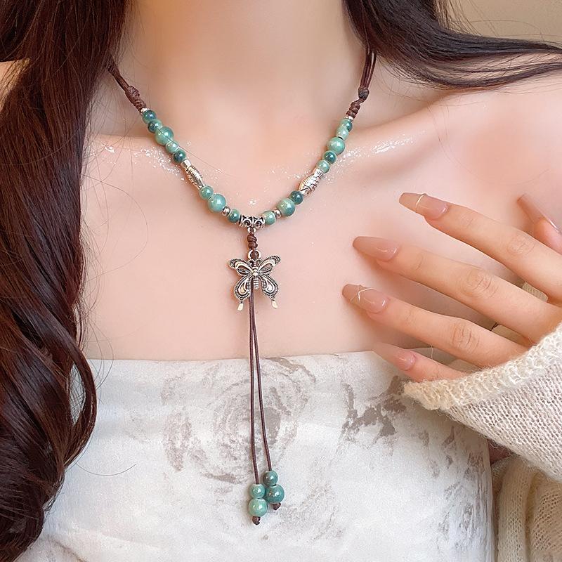 New Retro Feather Necklace, Ethnic Style, Layered Bead, Collarbone Chain, Long Bohemian Accessory