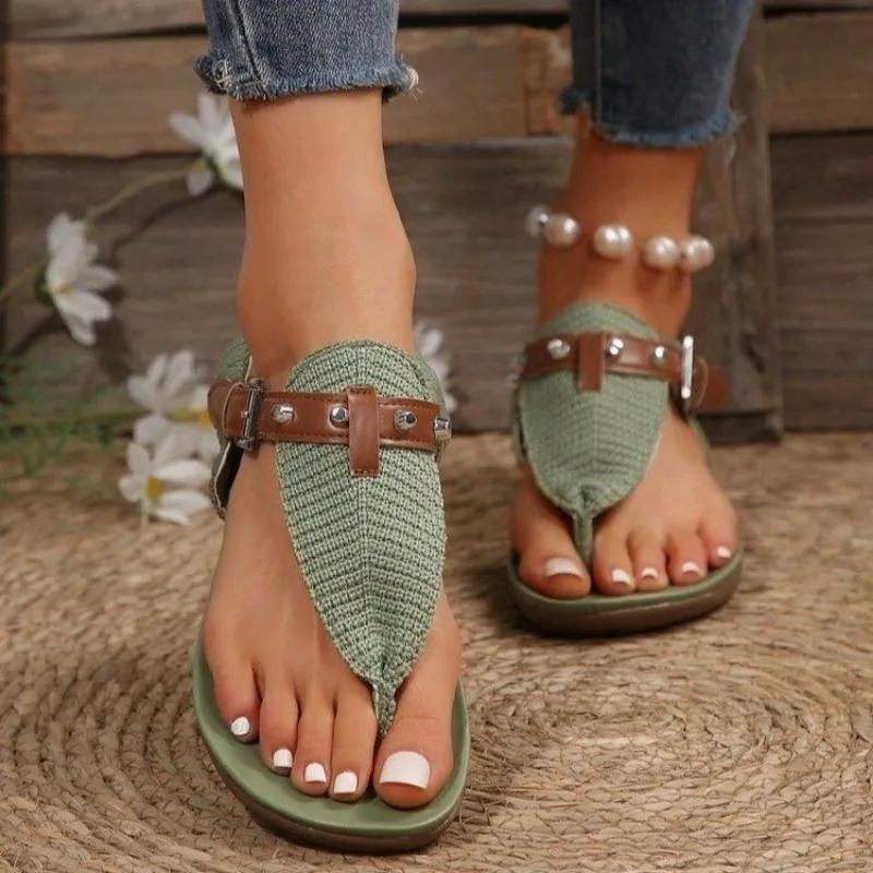 Fashion 2025 New Shoes Female Pinch Toe Women's Sandals Fashion Rivet Beach Sandals Women Summer Plus Size Comfortable Flat Sandals