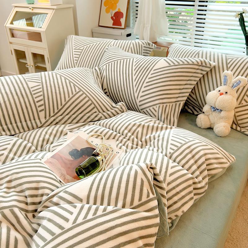 Зимнее молочное бархатное 4 предмета, скандинавское бархатное коралловое бархатное пододеяльник, фланелевая простыня, пододеяльник