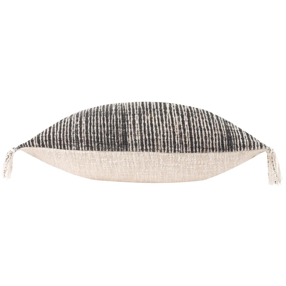 Чехол для подушки Yard Sono Ink с бахромой и абстрактным рисунком