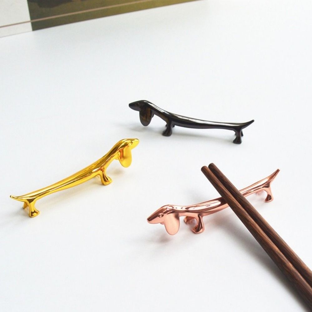 2PCS Dog Shape Dachshund Dog Chopstick Holder Zinc Zinc Zinc Alloy Cutlery Rest Dinner Table Supplies