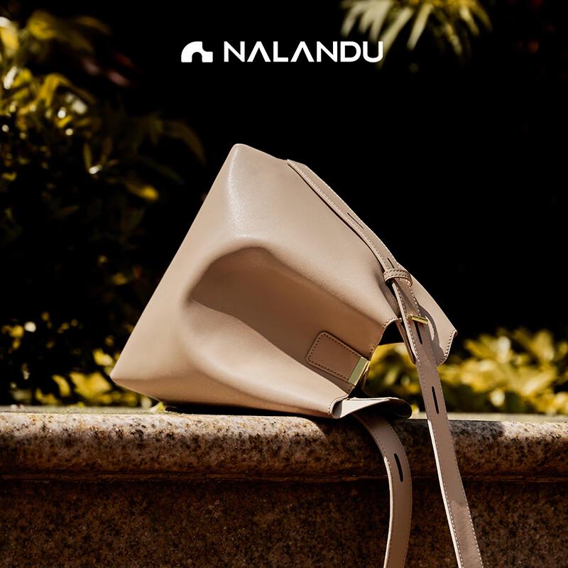 Nalandu Women's Cowhide Leather Bucket Bag, Shoulder Bag, Crossbody Bag, Commuter Handbag