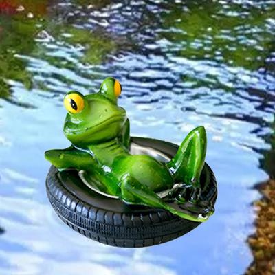 Плавучая статуя лягушки из смолы, лежащая на шине, фигурка лягушки, скульптура, украшение для открытого сада, пруда, бассейна, аквариума, орнамент