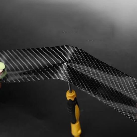 Универсальная автомобильная 5D наклейка из углеродного волокна, центральная контрольная дверная пленка, приветственная педаль, антиступенчатая защита, модификация, пленка для кузова