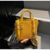Niche Bag Women's 2025 Summer New Fashion Women's Bag Popular Shoulder Messenger Bag Small Bag Mobile Phone Bag