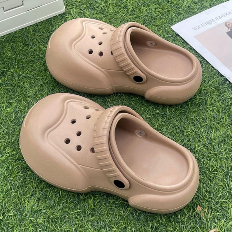 2024 летняя мода модные тапочки дырка обувь мешок голова женская большая голова толстая подошва дышащая мягкая подошва наступать на дерьмо чувство мешок голова половина перетаскивания