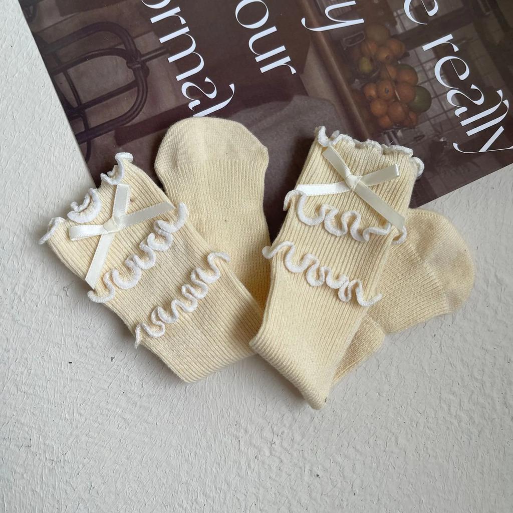 1 пара шикарных осенних носков для девочек из телячьей шерсти, корейские модные носки с оборками и бантом для детей, мягкие хлопковые школьные носки, одежда, аксессуары