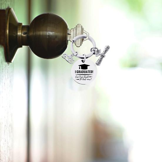 Выпускной брелок 2025 года из нержавеющей стали с гравировкой и вдохновляющим посланием, брелок для ключей, подарок на выпускной